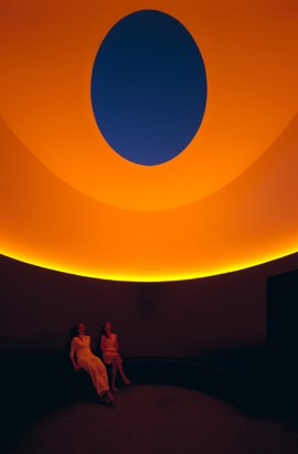 "The color inside": Skyspace-Installation von James Turrell in der University of Texas 2012.