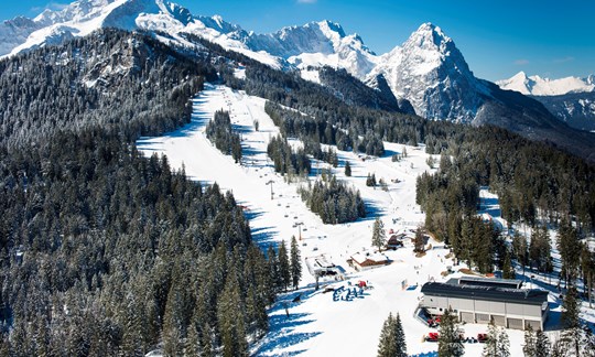 War für viele Tourengeher das Ziel am 1. Dezemberwochenende: der Hausberg bei Garmisch-Partenkirchen.